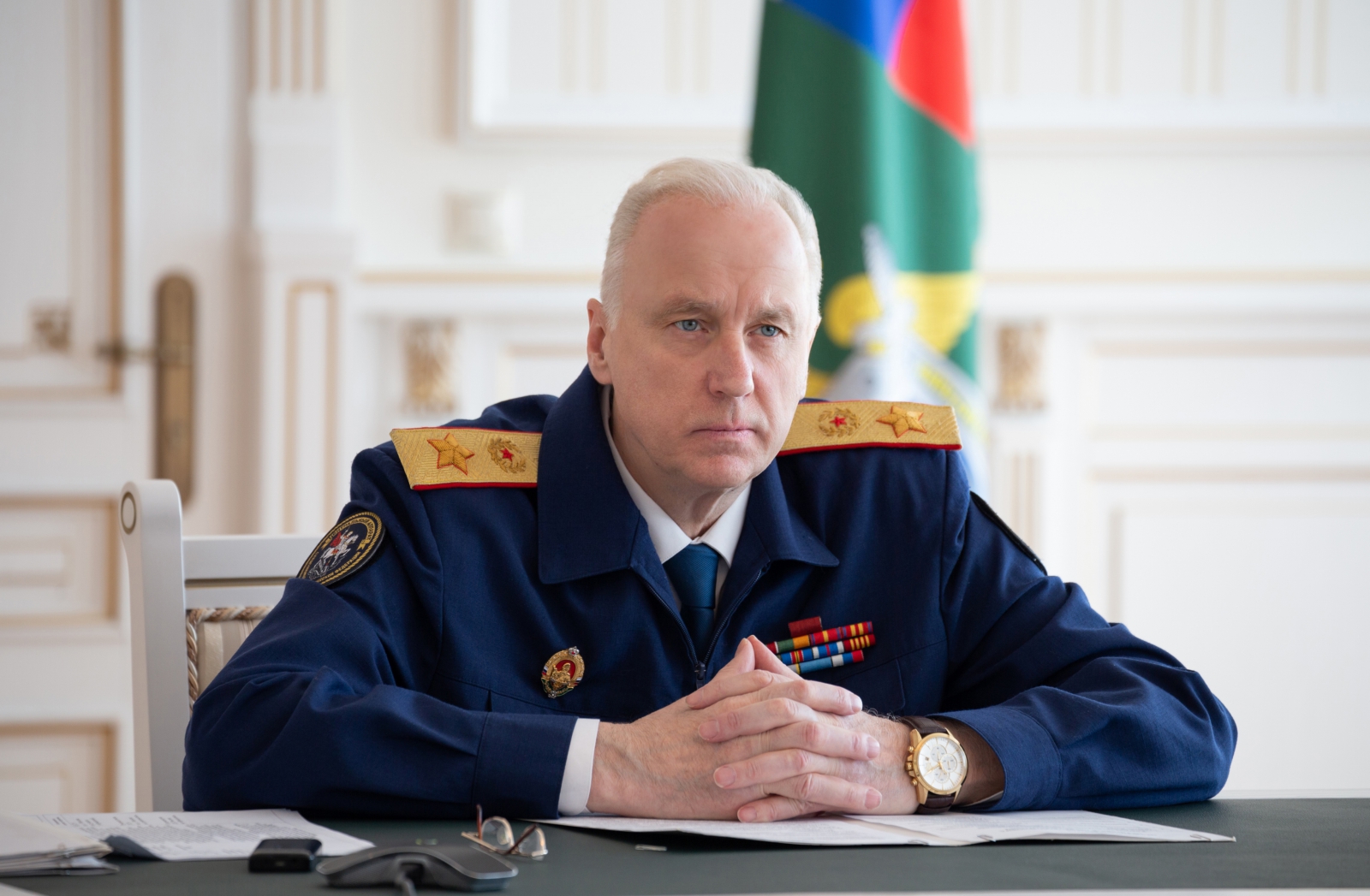 Председатель СК России провел оперативное совещание в Мариуполе.