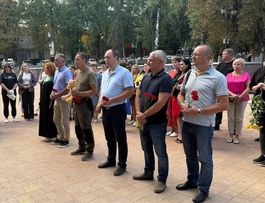 &quot;Белые ангелы Донбасса&quot;: Час памяти в Волновахском округе.
