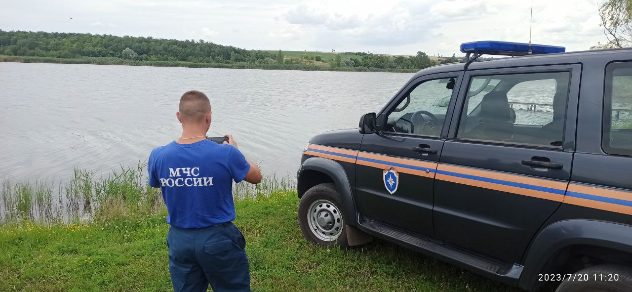 В Волновахе провели проверку по обустройству подъездных путей к водоёмам для пожарных автомобилей МЧС..