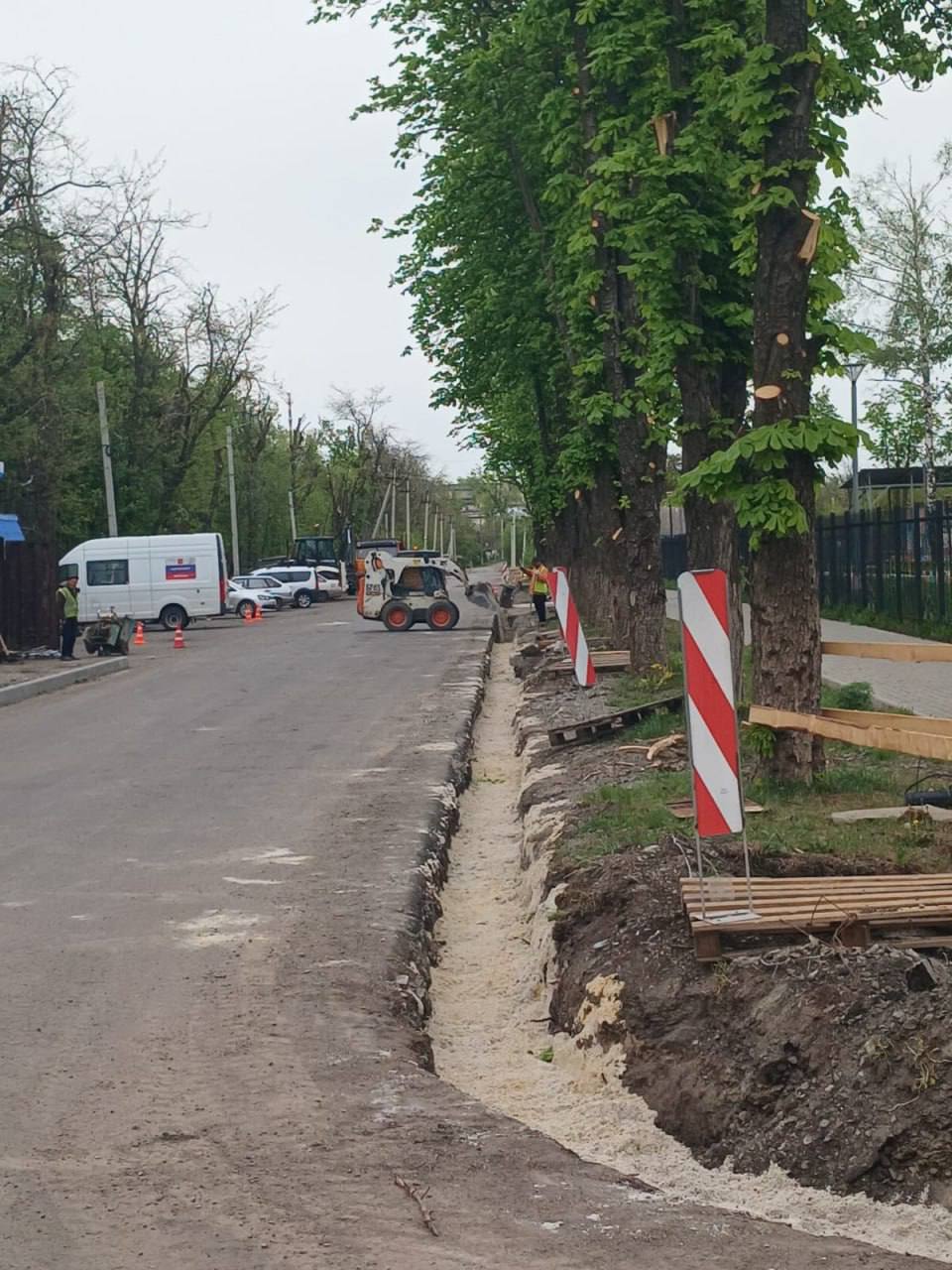 В Волновахе отремонтируют подъезды к городской больнице.