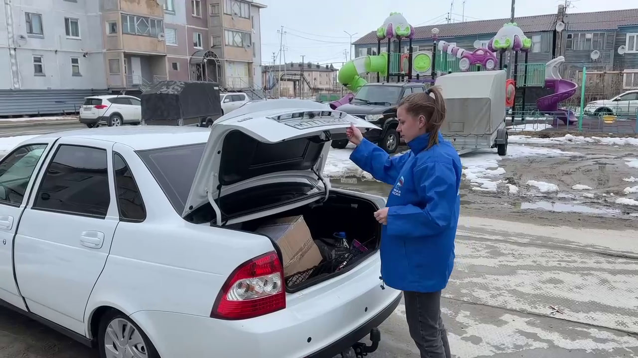 Тазовчане собрали новую партию гуманитарной помощи для Рыбинского и Прохоровского сельских поселений.