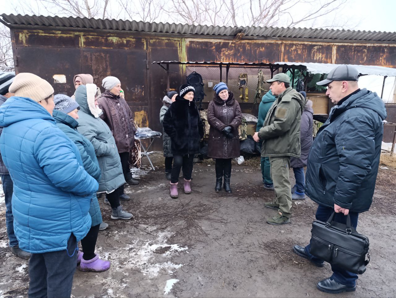 Глава муниципального образования Волновахский МО встретился с жителями села Кирилловка.