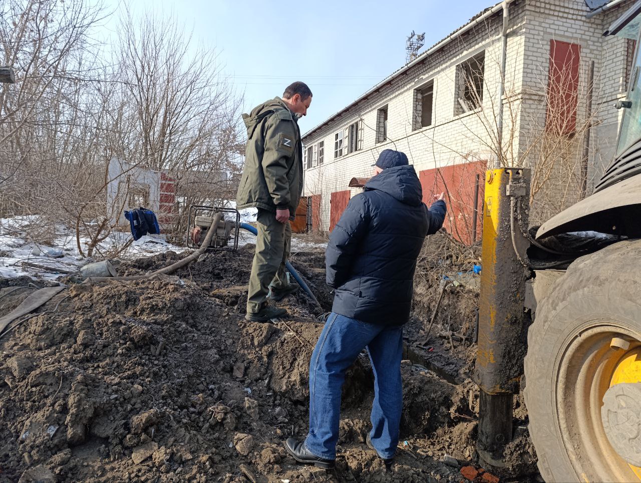 В Волновахе решают проблемы с водоснабжением.