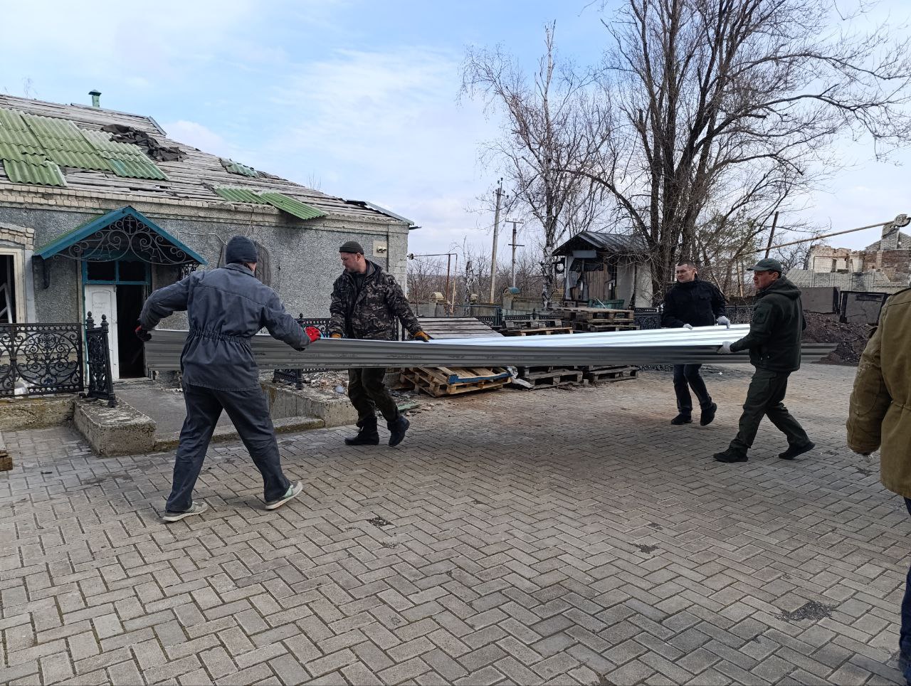 Помощь Свято-Успенскому Николо-Васильевскому монастырю.