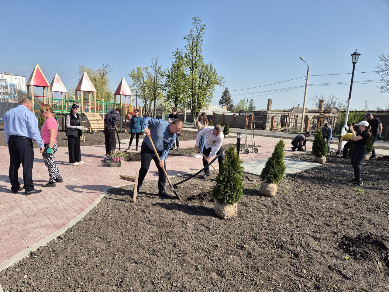 В Волновахе прошла акция «Зеленая экономика».