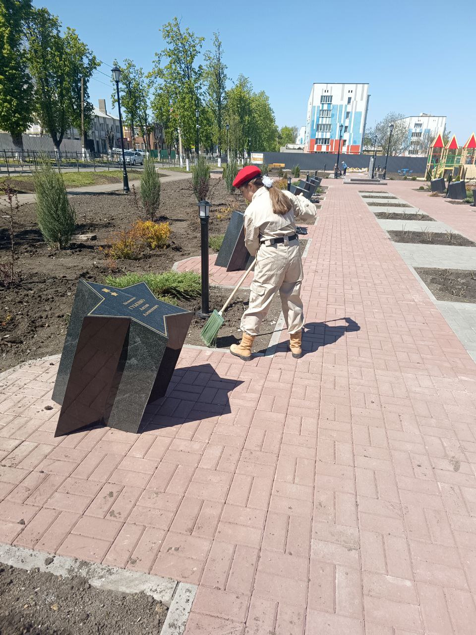 Юнармейцы вдохнули жизнь.