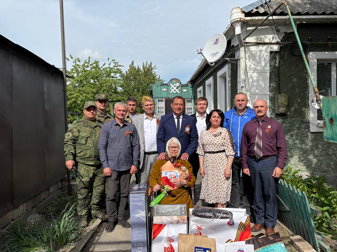 Ветеранам — праздник у дома: парад в знак уважения.