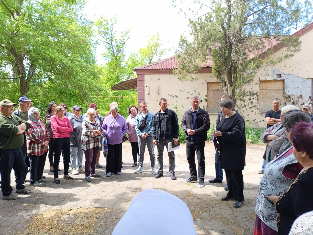В Новогнатовке состоялась важная встреча, на которой обсуждались актуальные вопросы и проблемы местных жителей.