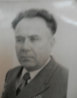 Симоненко Павел Романович.
