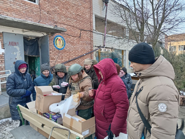 Очередная партия гуманитарной помощи успешно доставлена в Угледар. Очередная партия гуманитарной помощи успешно доставлена в Угледар.