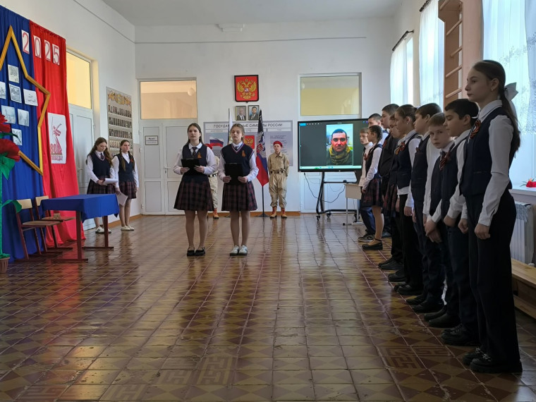 Память о героях живёт. Память о героях живёт.