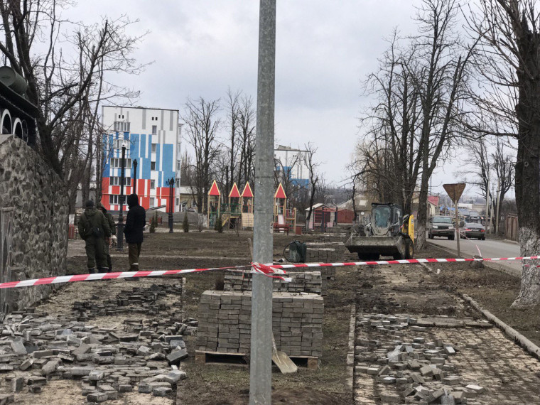 В Волновахском округе продолжается активная работа по благоустройству. В Волновахском округе продолжается активная работа по благоустройству.